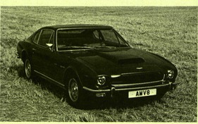 Aston Martin V8 (1977)
