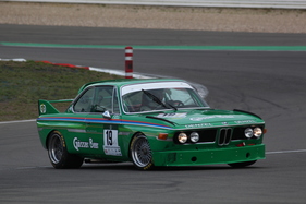 BMW 3.0 CSL (1977) - am BMW-Rennen R9 - AvD Oldtimer Grand Prix 2013 (1977)
