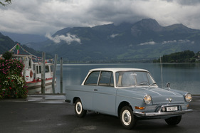 BMW 700 LS (1962) - die Szenerie sieht fast modellhaft aus, aber alles ist im Massstab eins-zu-eins (1962) BMW 700 LS (1962) - die Szenerie sieht fast modellhaft aus, aber alles ist im Massstab eins-zu-eins (1962)