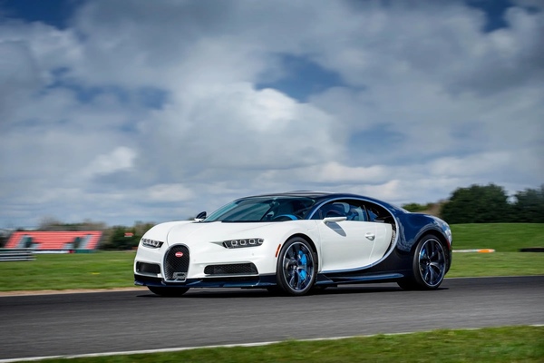 Bugatti Chiron (2019) - Lot 23 at the Bonhams Miami auction on May 4, 2024