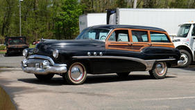 Buick Series 50 Dyanflow Estate Wagon (1951) als Lot 116 am Bonhams Greenwich Sale 2019