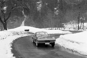 Chevrolet Corvette Stingray (1963) - überzeugendes Handling (1963)