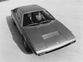 Dino 308 GT4 (1974) - Freude am Lenkrad