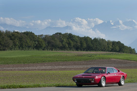 Dino 308 GT4 (1974) - der einzige Serien-Ferrari, den Bertone gestaltete