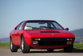 Dino 308 GT4 (1974) - mit breiteren und grösseren Räder eines späteren Modelles