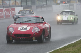 Ferrari 275 GTB 4 (1966) - im Plateau 4 (1962-1965) an der Le Mans Classic 2012 (1966) Ferrari 275 GTB 4 (1966) - im Plateau 4 (1962-1965) an der Le Mans Classic 2012 (1966)