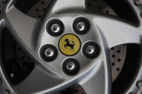 Ferrari 512 M (1995) - mehrteilige Felgen mit ausladenden Dimensionen