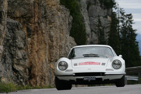 Ferrari Dino 246 GT (1970) - an der Ennstal-Classic 2012 - Stoderzinken Bergprüfung (1970) Ferrari Dino 246 GT (1970) - an der Ennstal-Classic 2012 - Stoderzinken Bergprüfung (1970)