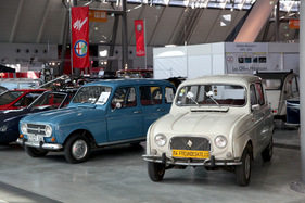 Impressionen von der Retro Classics Stuttgart 2013 - zwei Renault R4 Modelle in einer Club-Präsentation (2013) Impressionen von der Retro Classics Stuttgart 2013 - zwei Renault R4 Modelle in einer Club-Präsentation (2013)