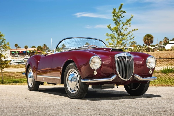 Image: Lancia Aurelia B24S Spider America (1955) - Lot 24 at the Bonhams Miami auction on May 4, 2024