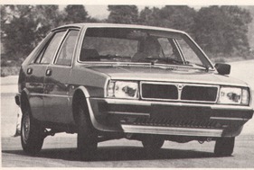 Lancia Delta 1,3-Liter - 75 PS (DIN) (1980) Lancia Delta 1,3-Liter - 75 PS (DIN) (1980)