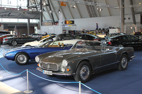 Maserati 3500 GT Spider (1960) - wunderschöner Vignale-Spider in der Maserati-Sonderschau - an der Retro Classics Stuttgart 2012 (1960) Maserati 3500 GT Spider (1960) - wunderschöner Vignale-Spider in der Maserati-Sonderschau - an der Retro Classics Stuttgart 2012 (1960)