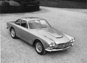 Maserati 3500 GTI Sebring (1963) - elegantes Coupé von Vignale, der den Wagen auch in kleiner Serie fertigte (1963) Maserati 3500 GTI Sebring (1963) - elegantes Coupé von Vignale, der den Wagen auch in kleiner Serie fertigte (1963)