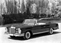 Mercedes-Benz 220 SE Cabriolet (1962) - auch die offene W111-Version überzeugt mit eleganter Erscheinung (© Archiv Automobil Revue)
