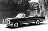 Mercedes-Benz 220 SE Cabriolet (1962) - weitgehend in Handarbeit gefertigt und daher entsprechend teuer (© Archiv Automobil Revue)