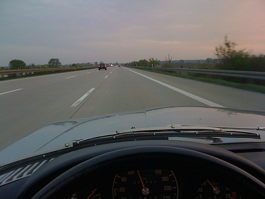 Mercedes-Benz 300 SL (1987) - Bummeln auf der Autobahn