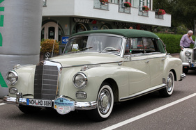 Mercedes Benz 300d Cabriolet D W 109 (1959) - ADAC Trentino Classic 2013 - Fahrzeugabnahme (1959)