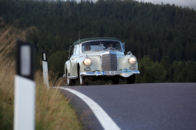 Mercedes Benz 300d Cabriolet D W 109 (1959) - ADAC Trentino Classic 2013 - Oldtimer-Wanderung um den Sonax-Pokal (1959)