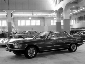 Mercedes-Benz 350 SLC am Genfer Automobilsalon 1972 - elegantes fünfsitziges Coupé mit fortschrittlichen Sicherheitsmerkmalen (1972)