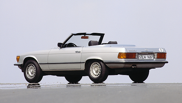 Mercedes-Benz 380 SL (1980) - gut sichtbar das seltenre Stoffinterieur