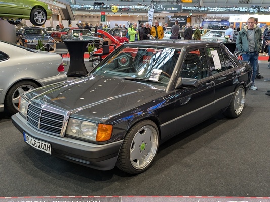 Image: Mercedes asdsad (1999) - with sticker on the rim