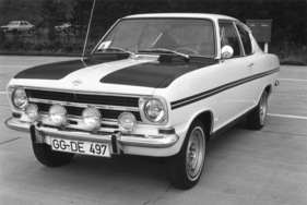 Opel Kadett Rallye (1967) - ein früher Rallye in Weiss (1967) Opel Kadett Rallye (1967) - ein früher Rallye in Weiss (1967)