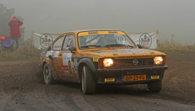 Opel Kadett Rallye - am Start der ADAC Rallye Köln-Ahrweiler 2012 mit Edwin Wolves (Startnummer 8) (1978) Opel Kadett Rallye - am Start der ADAC Rallye Köln-Ahrweiler 2012 mit Edwin Wolves (Startnummer 8) (1978)