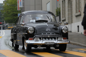 Opel Rekord (1956) - schöner schwarzer Rekord - am OSMT Corso Zug 2011 (1956) Opel Rekord (1956) - schöner schwarzer Rekord - am OSMT Corso Zug 2011 (1956)
