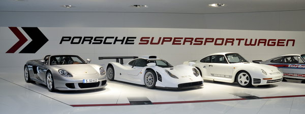 Porsche Carrera GT (2003) - zusammen mit GT1 und 959 S - gezeigt in der Porsche-Sonderschau "Supersportwagen"