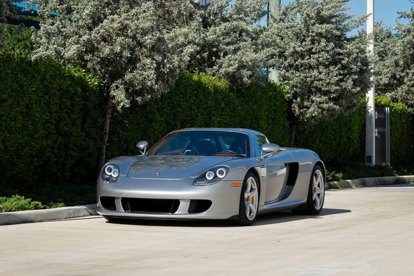 Porsche Carrera GT (2004) - Lot 21 at the Bonhams Miami auction on May 4, 2024