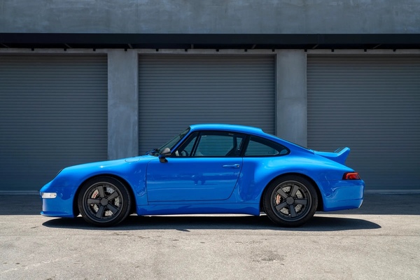 Image: Porsche Type 993 Remastered by Gunther Werks (1995) - Lot 27 at the Bonhams Miami auction on May 4, 2024