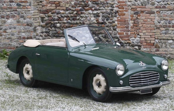 Siata Amica Cabriolet Bertone (1950) - angeboten an der Artcurial Versteigerung "Automobiles Sur les Champs VI" am 20. Oktober 2013