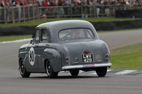 Standard Ten (1955) - Rennen R5 und R12 - St Mary's Trophy am Goodwood Revival 2012 (1955) Standard Ten (1955) - Rennen R5 und R12 - St Mary's Trophy am Goodwood Revival 2012 (1955)